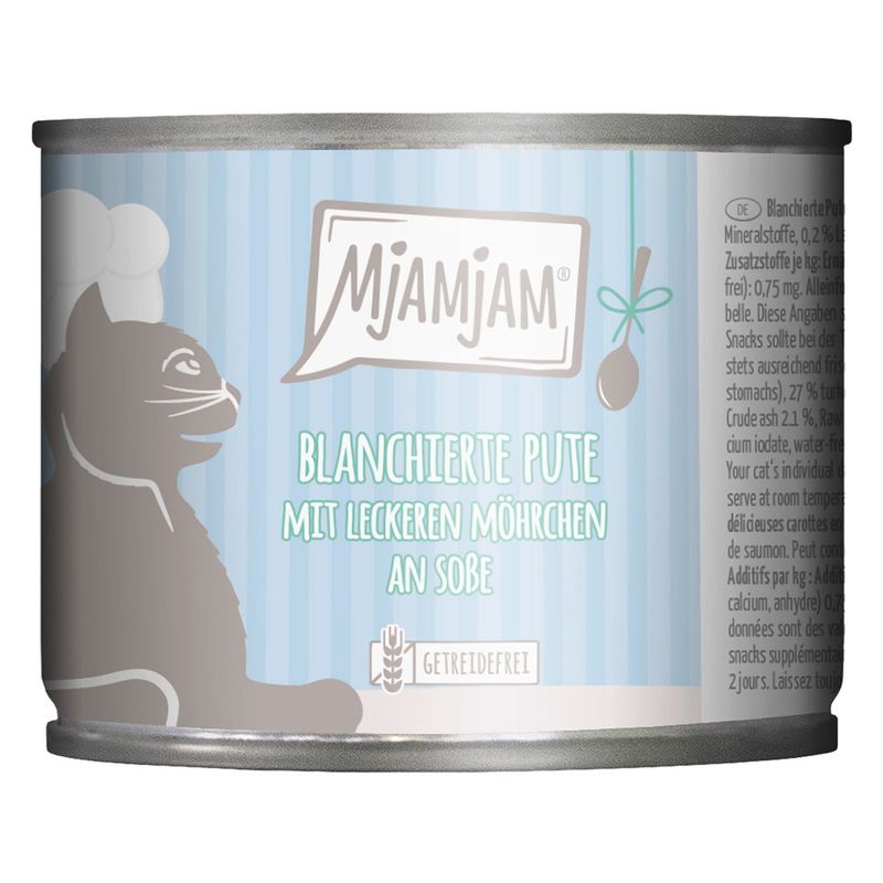 Mjamjam wet food for cats: blanched turkey with carrots in sauce, grain-free.