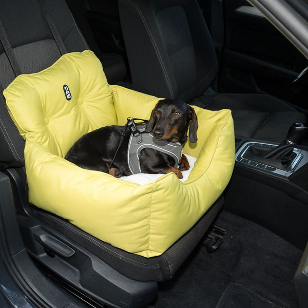 TIAKI Neon Dog Car Seat || TIAKI || view 3