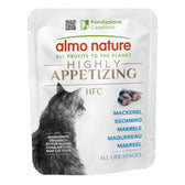 almo nature HFC cat food with mackerel, suitable for all life stages. Ingredients originally for human consumption, now cat food. Fondazione Capellino logo visible.