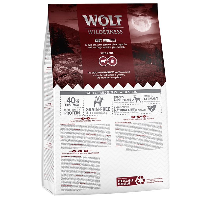 Wolf of Wilderness Adult "Ruby Midnight" – Beef & Rabbit || Wolf of Wilderness || view 3